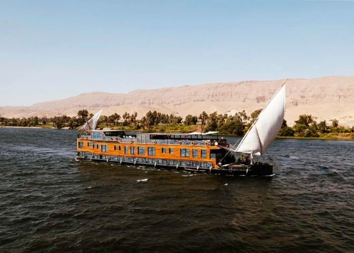 Iris Dahabiya Nile Cruise